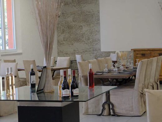 Hôtel restaurant Le Bastier : séjour champêtre au cœur du parc animalier de Ginasservis