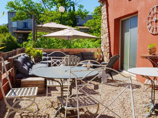 Hôtel restaurant Le Bastier : séjour champêtre au cœur du parc animalier de Ginasservis