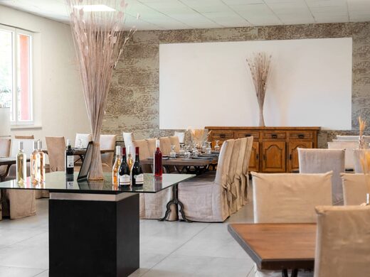 Hôtel restaurant Le Bastier : séjour champêtre au cœur du parc animalier de Ginasservis