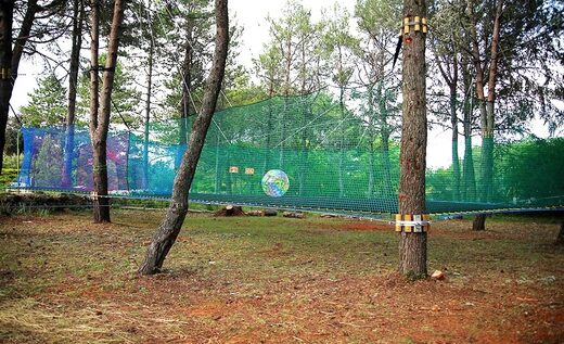 Trampoline géant